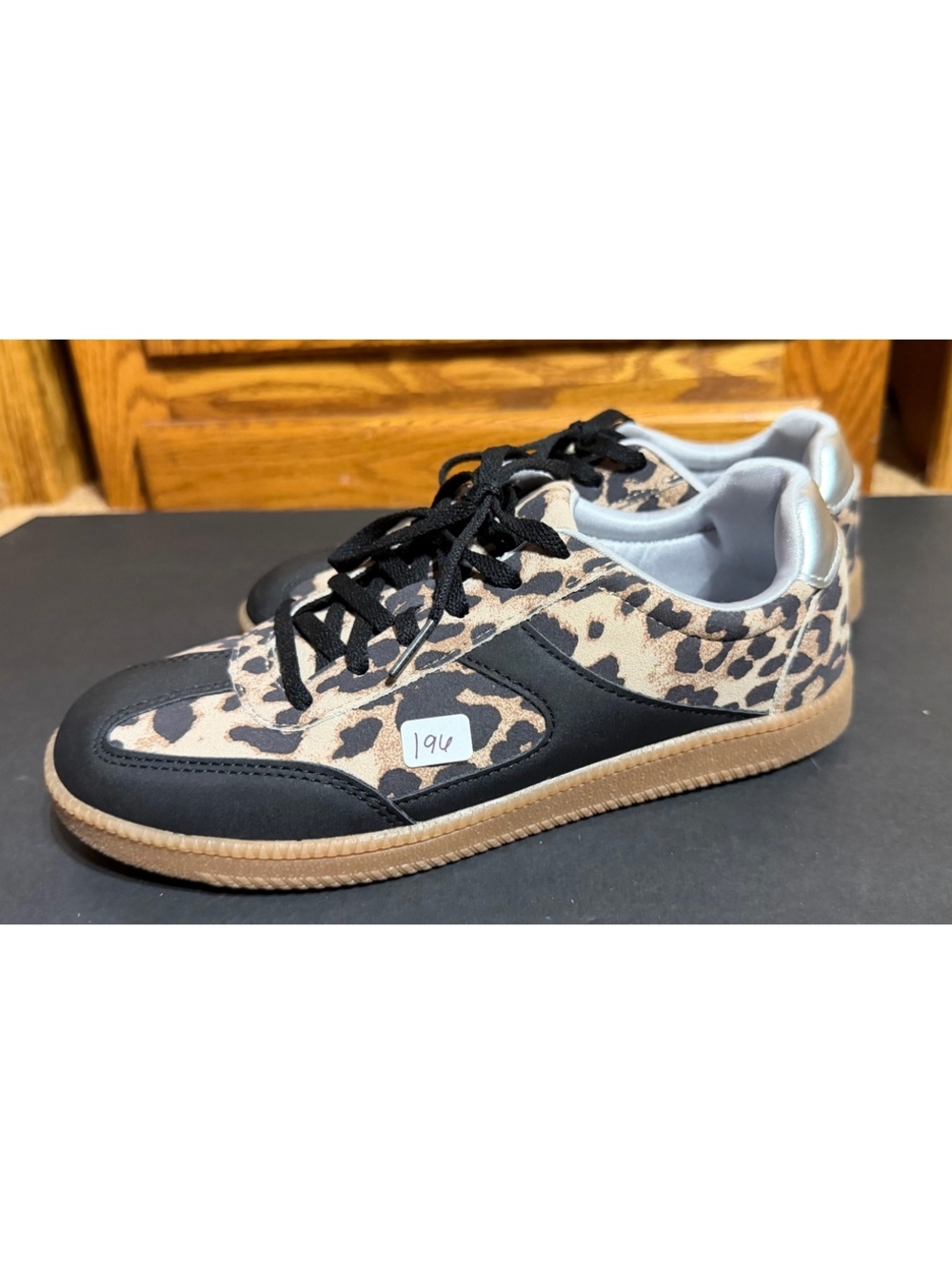 No Boundaries Women's Size 7.5 Leopard Print Casual Sneakers